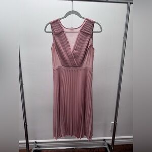 Elegant Pink Pleated Dress